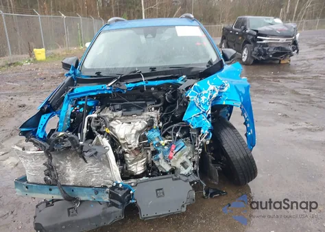 2017 Toyota Rav4 Le z USA, uszkodzony, nr VIN JTMZFREV2HJ701661